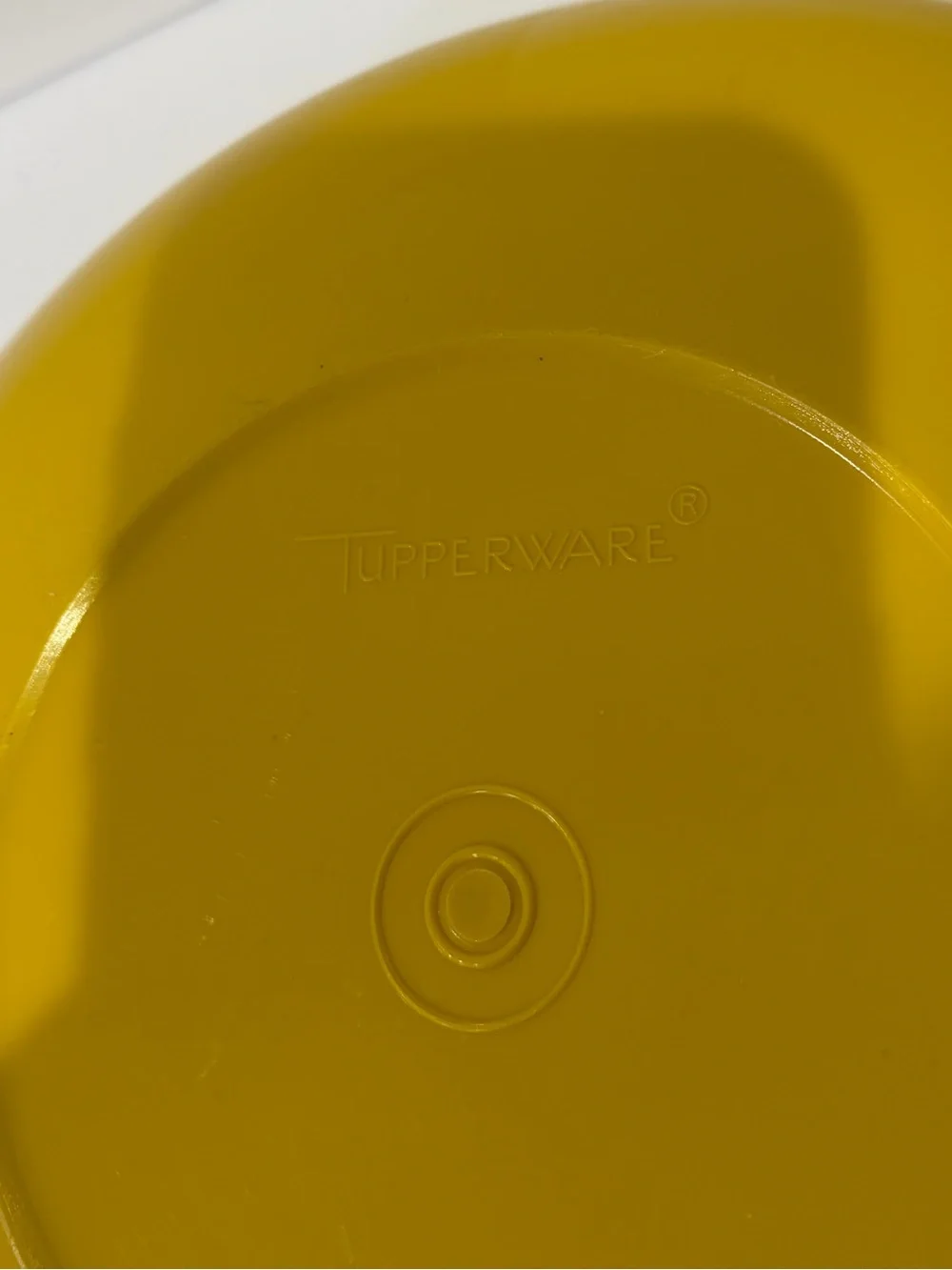 Vintage Tupperware Fix N Mix Harvest Yellow Large Bowl With Original Sheer Lid